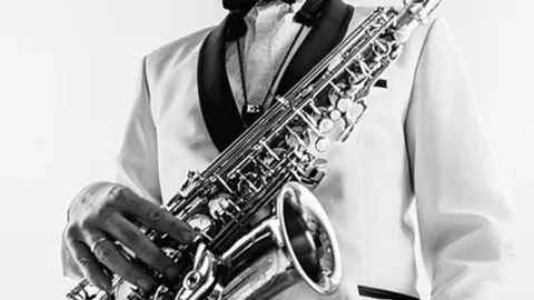Афиша: 2х2 Saxophone Quartet. Музыка Голливуда под открытым небом в Санкт-Петербурге 17 июля 2026