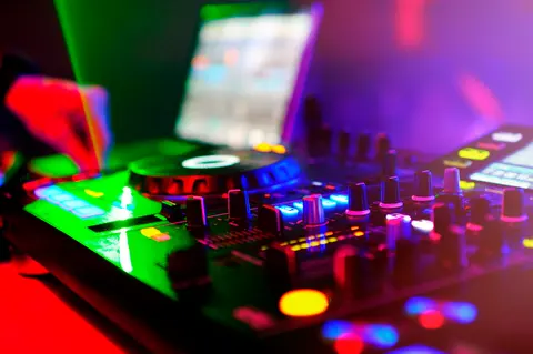 Афиша: DJ Ilya PZ в Анапе 25 июля 2026