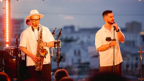 Афиша: Ильхом Тагиров. Мировые Jazz & Pop хиты. Любимые хиты с элементами Samba, Funk и Disco в Москве 12 июля 2026