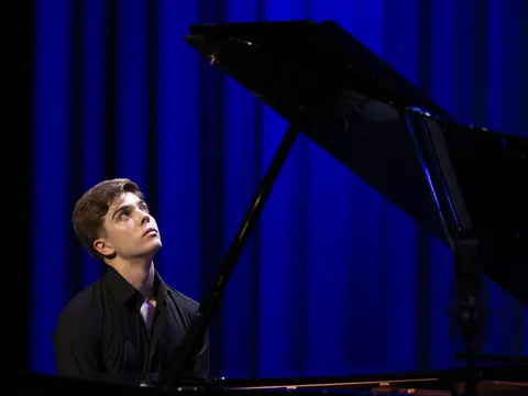 Афиша: Pianissimo. Жуан Нету Виейра в Нижнем Новгороде 18 июля 2026
