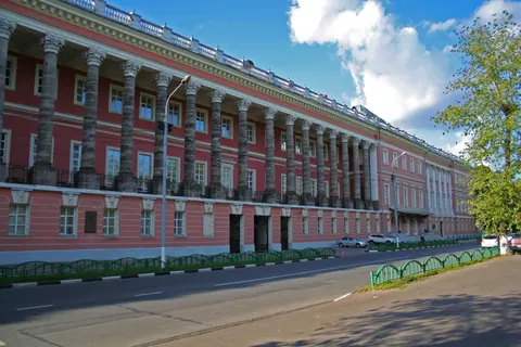 Афиша: Романовы. Рок и мистика царской династии в Москве 11 июля 2026