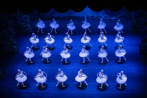 Афиша: Лебединое озеро в Ханты-Мансийске 9 октября 2026